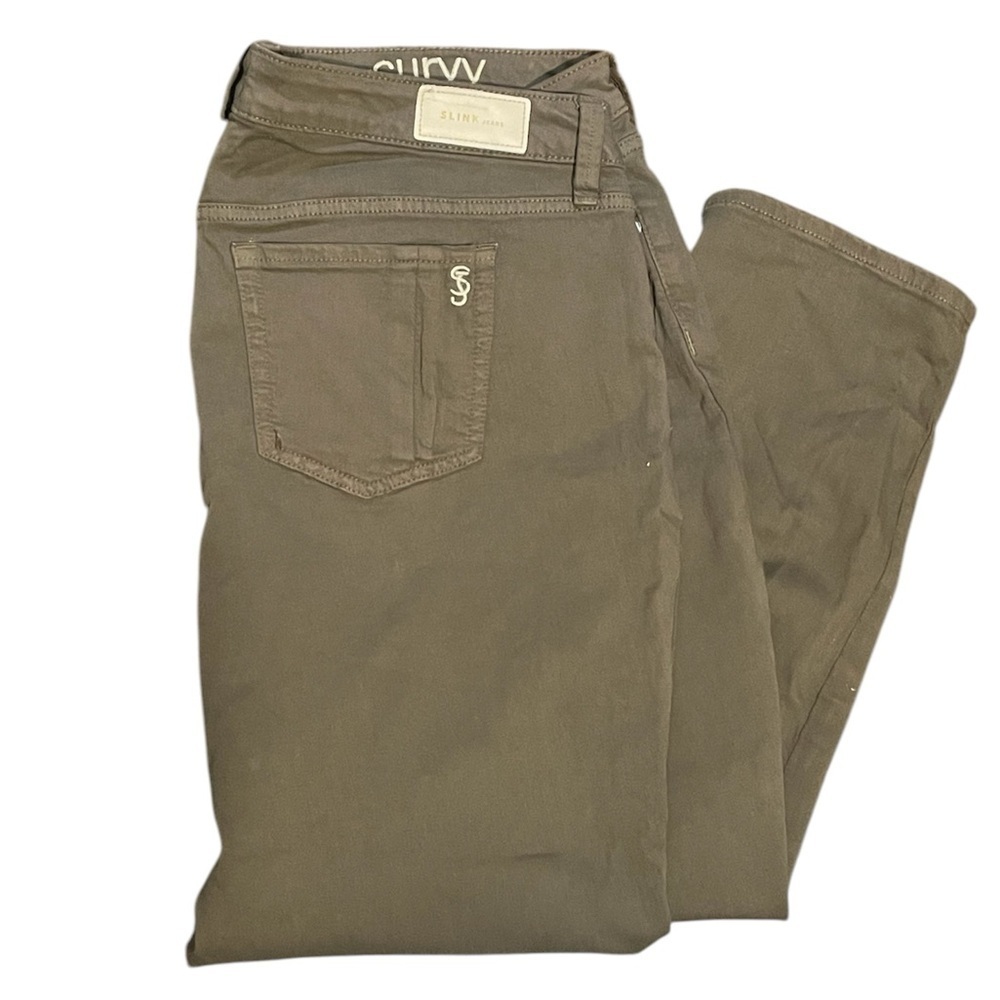 SLINK Curvy Capri Jeans